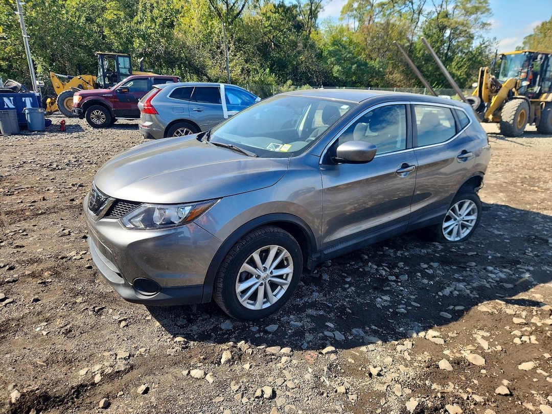 Вид 2018 NISSAN ROGUE, угол 1