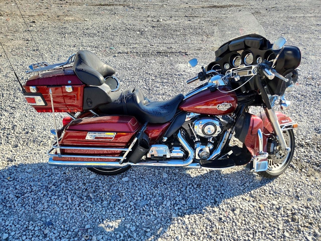 2009 HARLEY-DAVIDSON FLHTCU view, angle 1