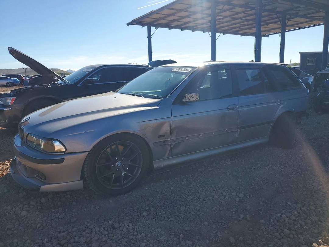 Vue de 2000 BMW 540 IT AUTOMATIC, angle 1