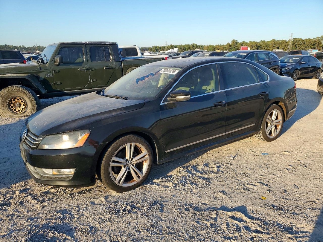 2015 VOLKSWAGEN PASSAT SE view, angle 1