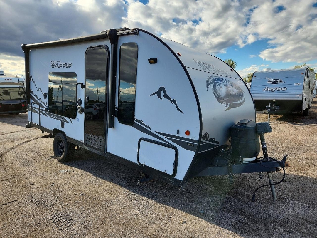 منظر 2022 FOREST RIVER WOLF PUP CAMPER، زاوية 1