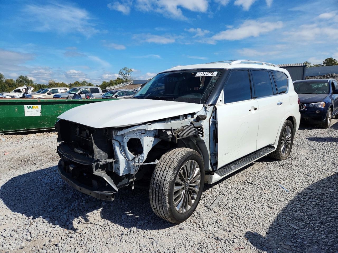Vue de 2019 INFINITI QX80 LUXE, angle 1
