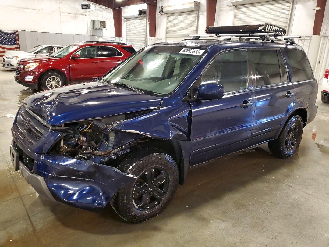 Вид 2004 HONDA PILOT EX, угол 1