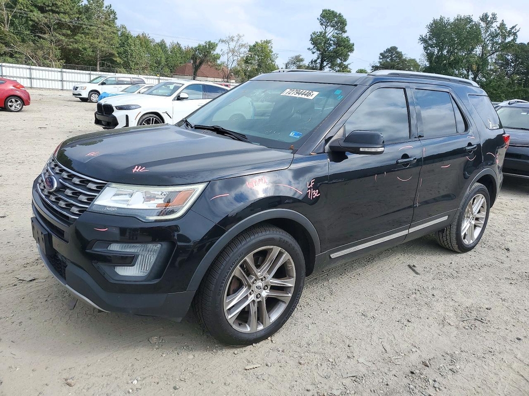 منظر 2017 FORD EXPLORER XLT، زاوية 1