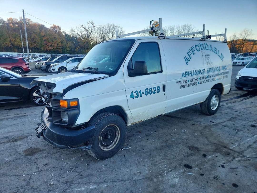 Вид 2011 FORD ECONOLINE E250 VAN, угол 1