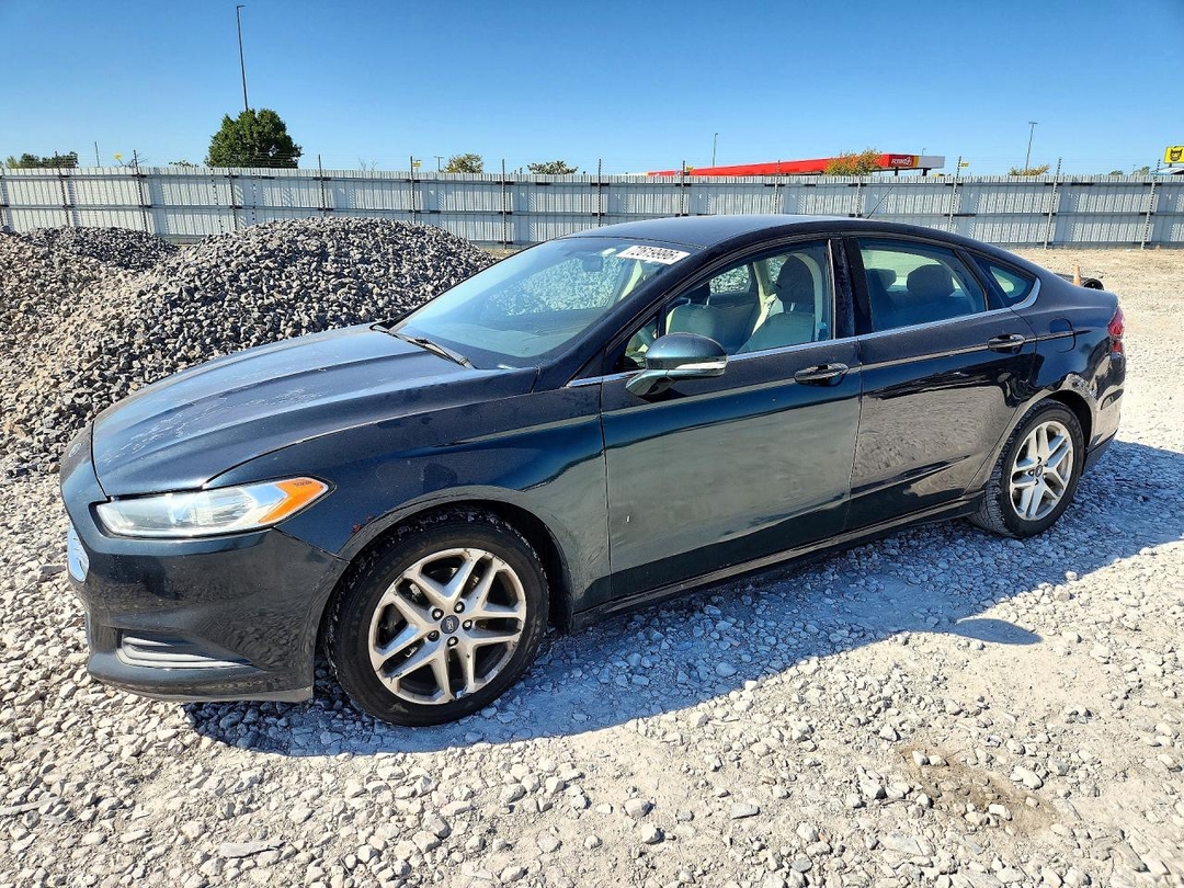 Vista de 2014 FORD FUSION SE, ángulo 1