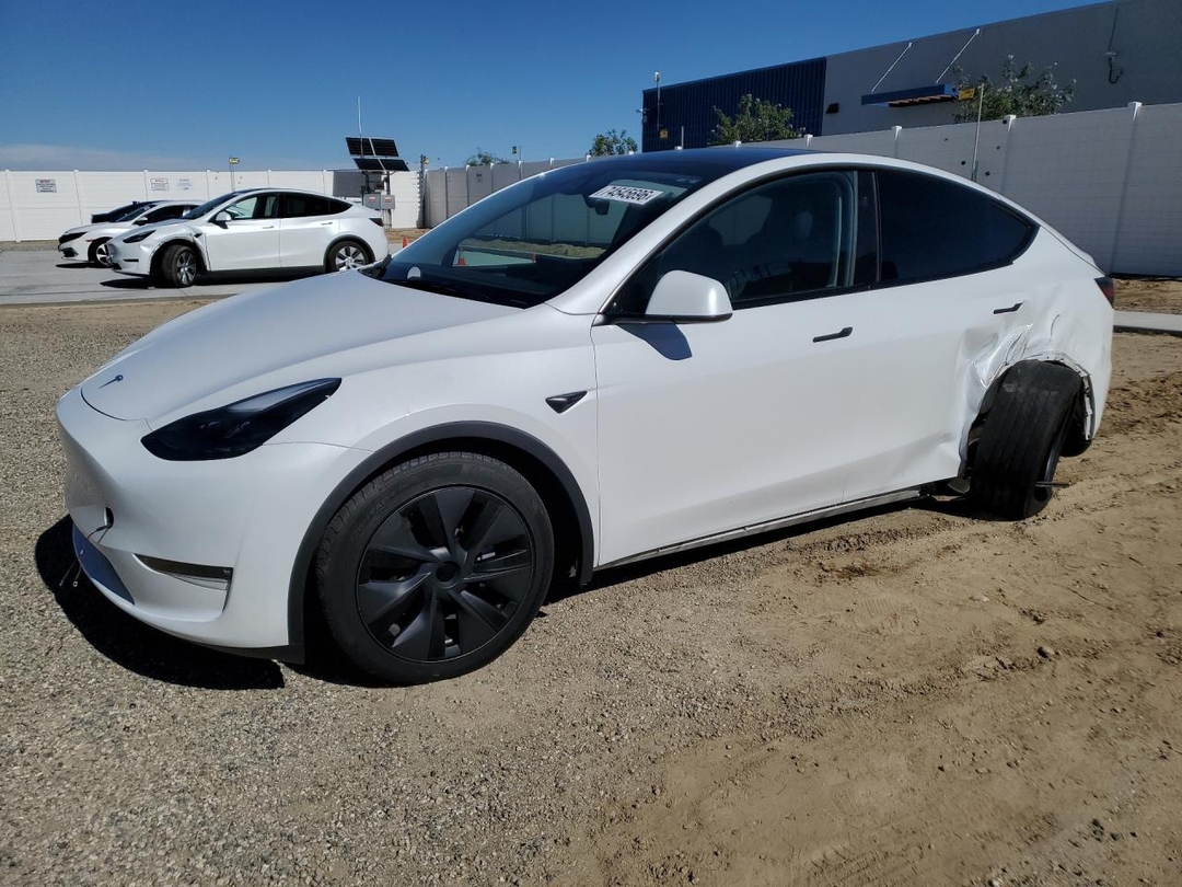 Vista de 2024 TESLA MODEL Y, ángulo 1