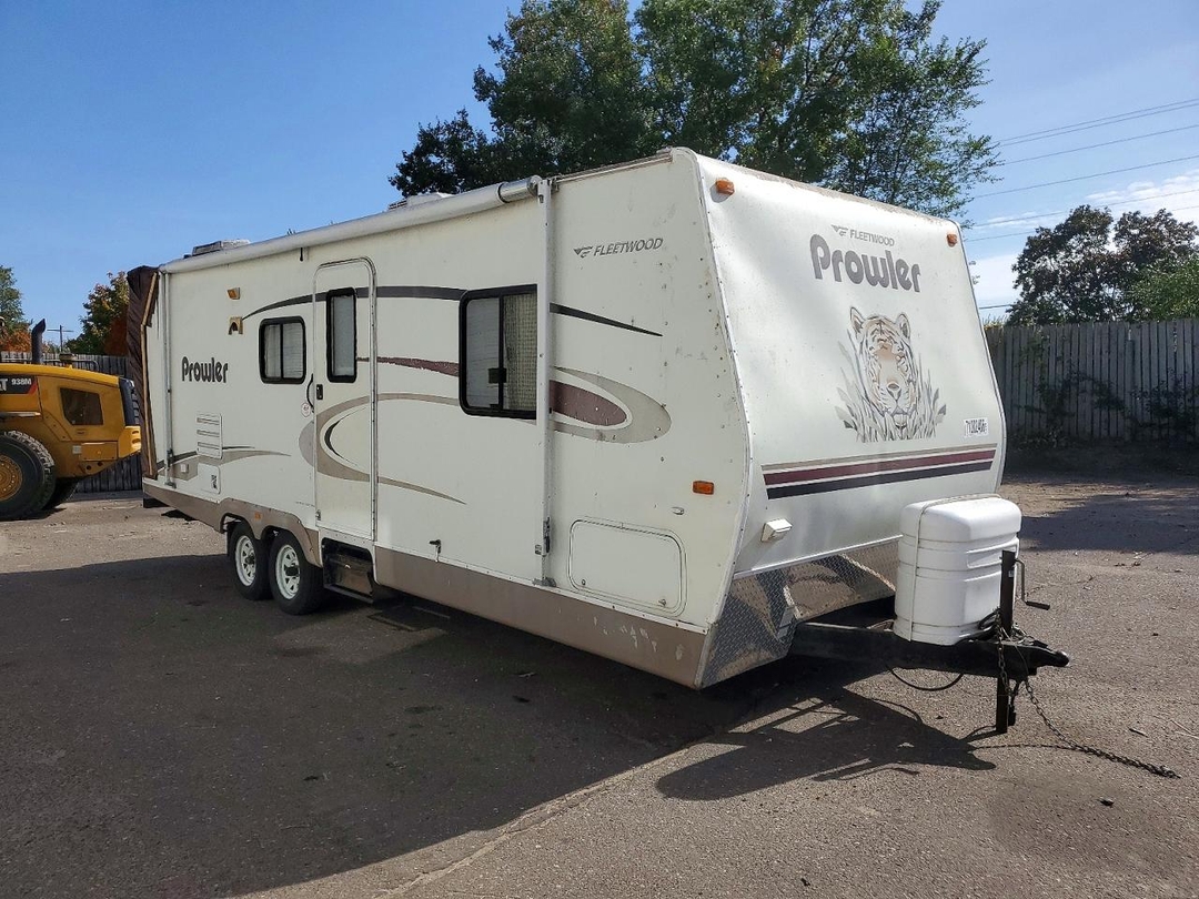 Вид 2005 FLEETWOOD PROWLER CAMPER, угол 1