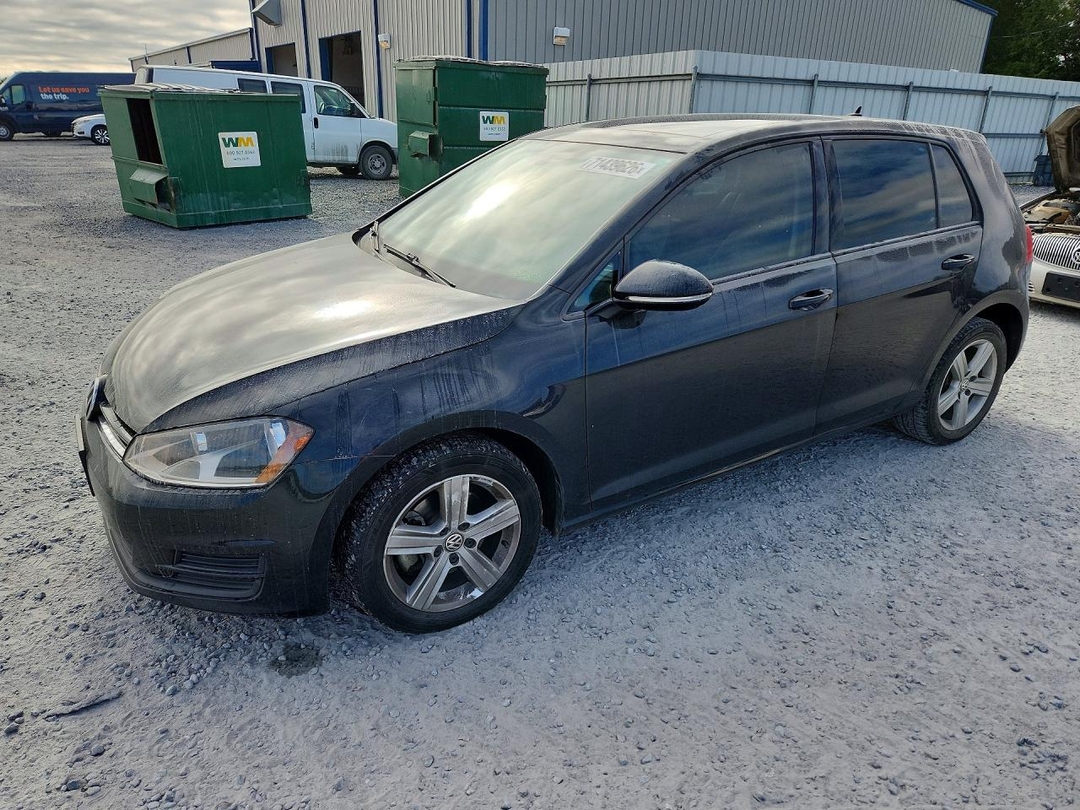 Вид 2017 VOLKSWAGEN GOLF S, угол 1