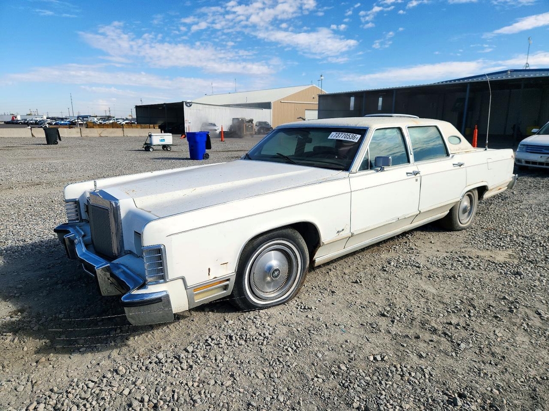 منظر 1978 LINCOLN TOWN CAR 4 DOORS، زاوية 1