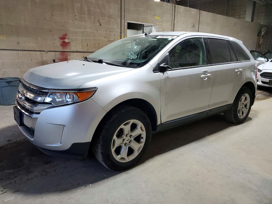 Vue de 2013 FORD EDGE SEL, angle 1