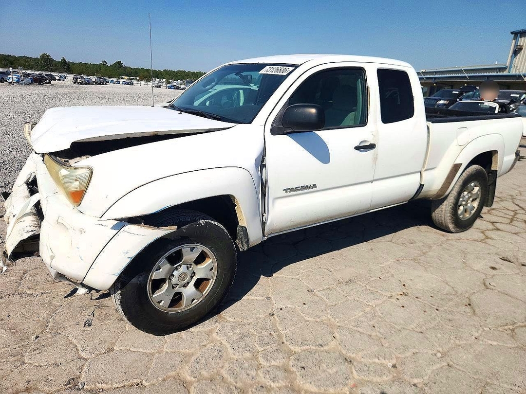 Vista de 2011 TOYOTA TACOMA PRERUNNER ACCESS CAB, ángulo 1
