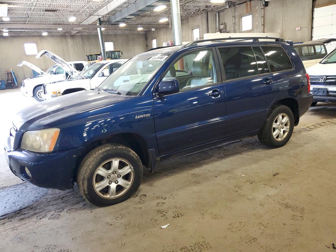 منظر 2002 TOYOTA HIGHLANDER LIMITED، زاوية 1
