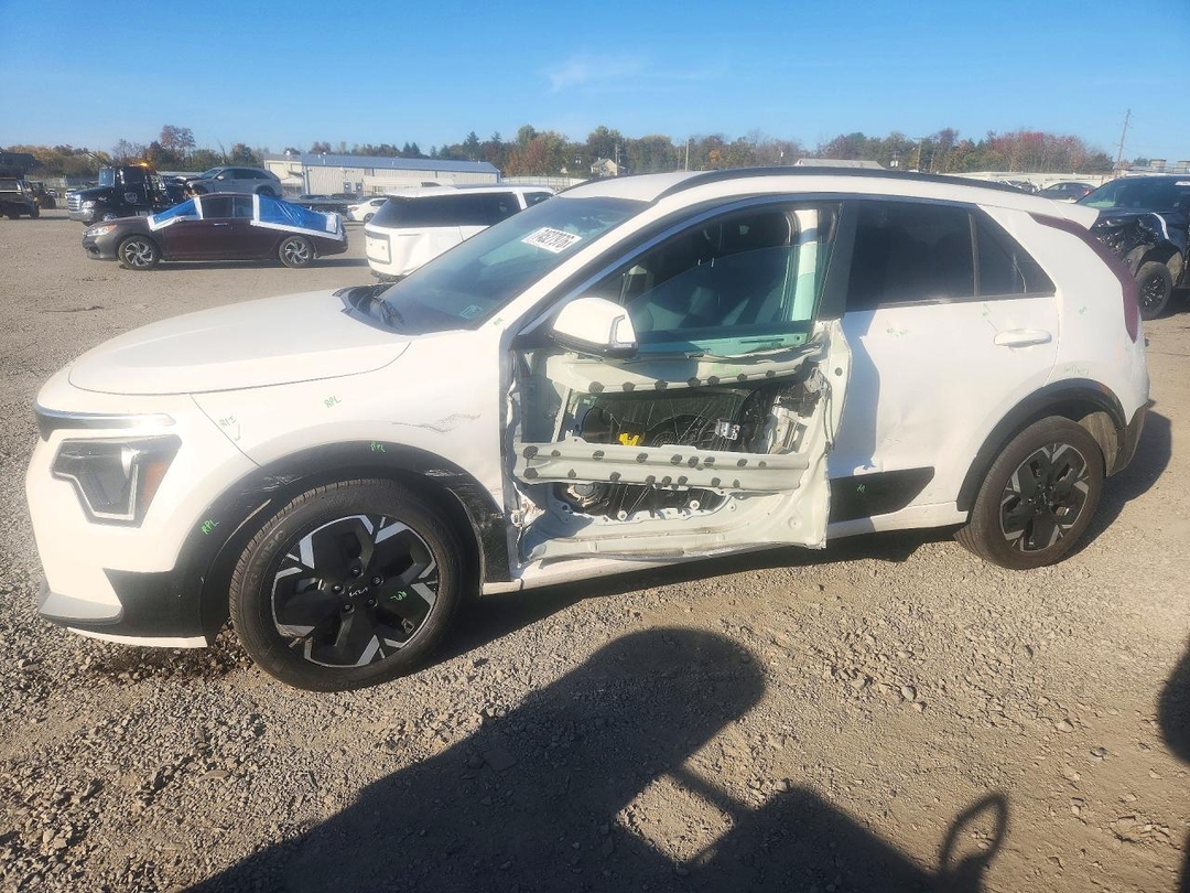 منظر 2024 KIA NIRO WIND، زاوية 1