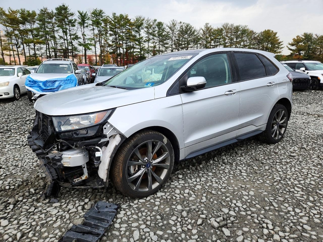 Vue de 2016 FORD EDGE SPORT, angle 1
