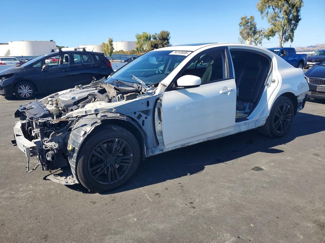 2013 INFINITI G37 SEDAN X view, angle 1