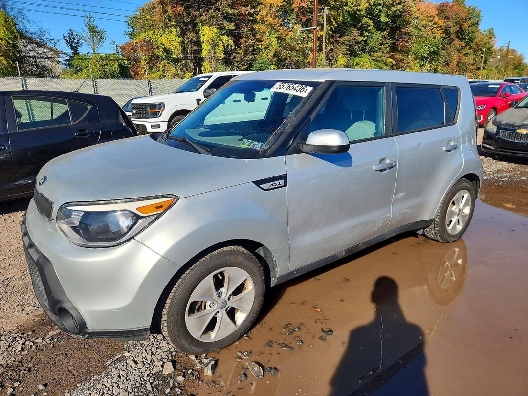 منظر 2016 KIA SOUL BASE، زاوية 1