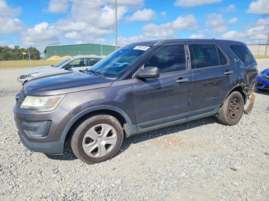 Vue de 2017 FORD EXPLORER POLICE INTERCEPTOR, angle 1