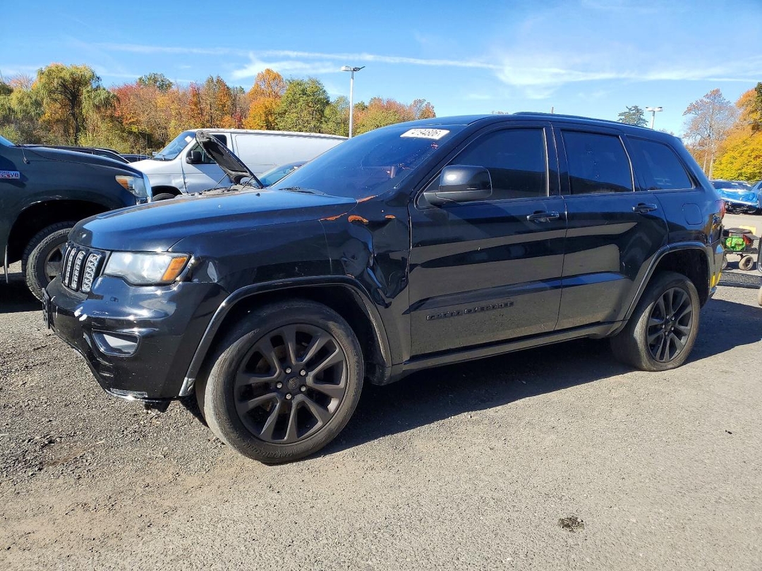 Вид 2018 JEEP GRAND CHEROKEE LAREDO, угол 1