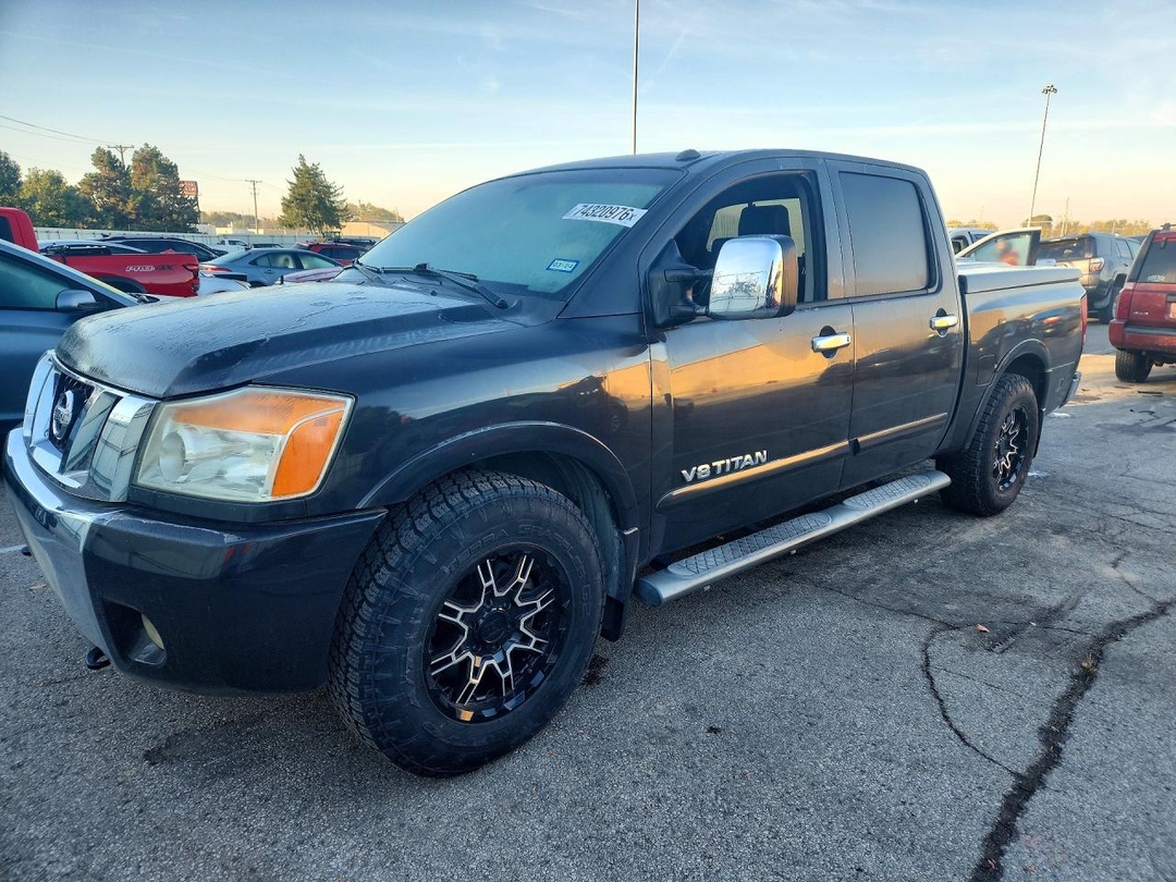 Vue de 2008 NISSAN TITAN XE FFV, angle 1