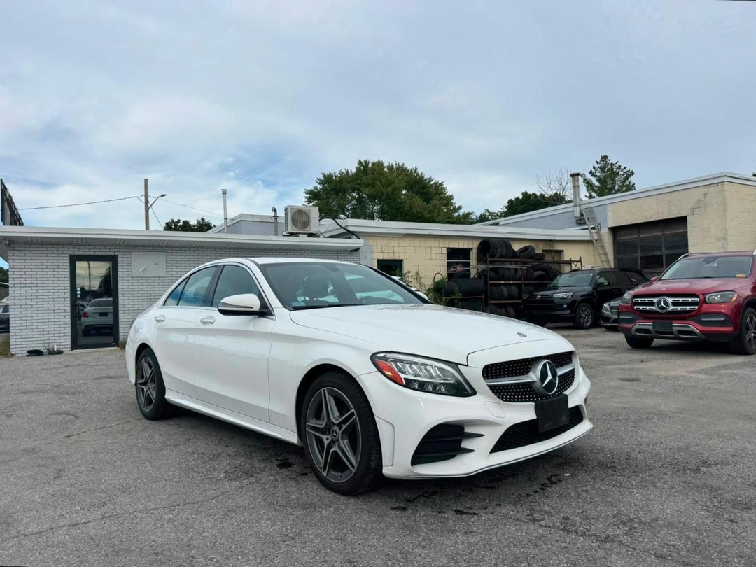 Vista de 2020 MERCEDES-BENZ C 300 4MATIC, ángulo 1