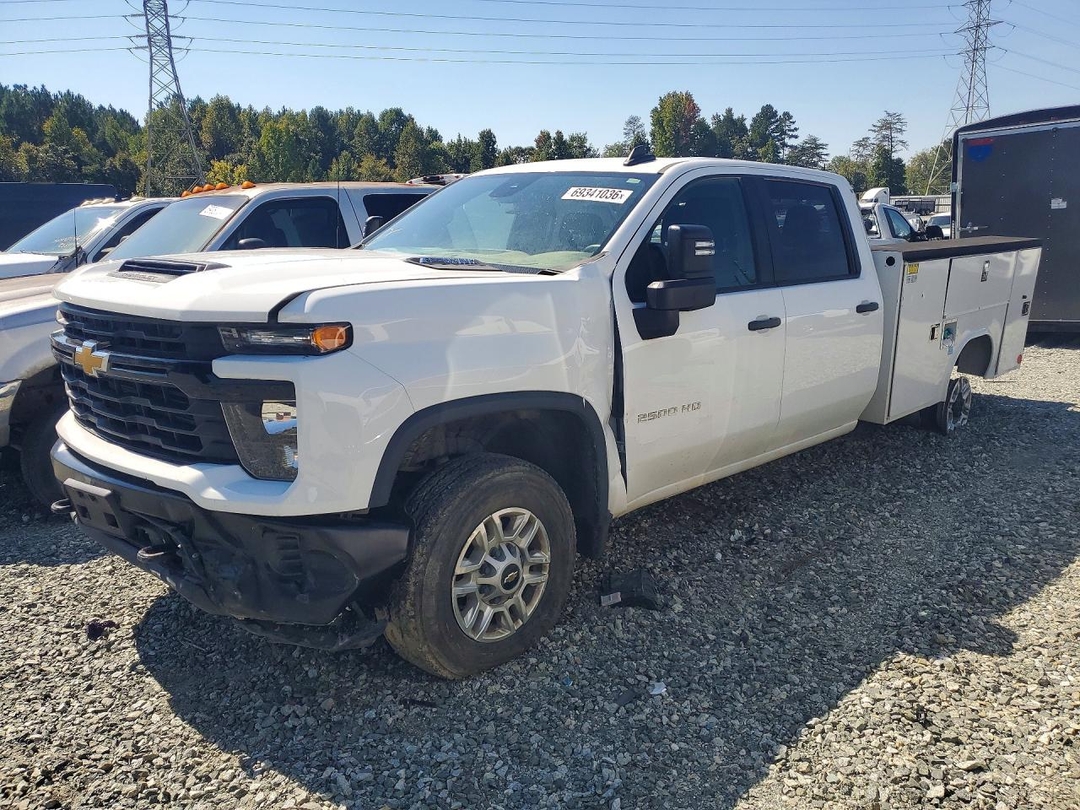 Vista de 2025 CHEVROLET SILVERADO C2500 HEAVY DUTY, ángulo 1
