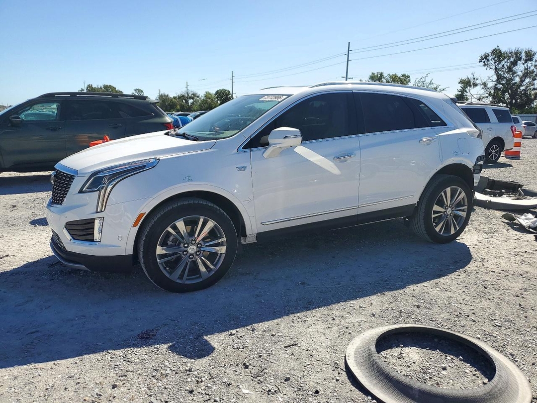 Vedere 2024 CADILLAC XT5 PREMIUM LUXURY, unghi 1