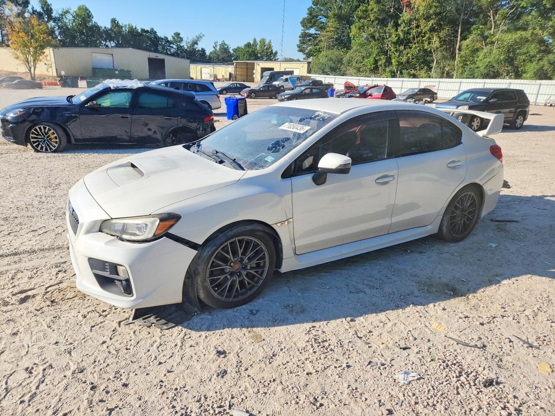 Vista de 2016 SUBARU WRX STI, ángulo 1
