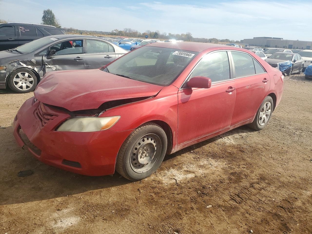 Vedere 2007 TOYOTA CAMRY LE, unghi 1