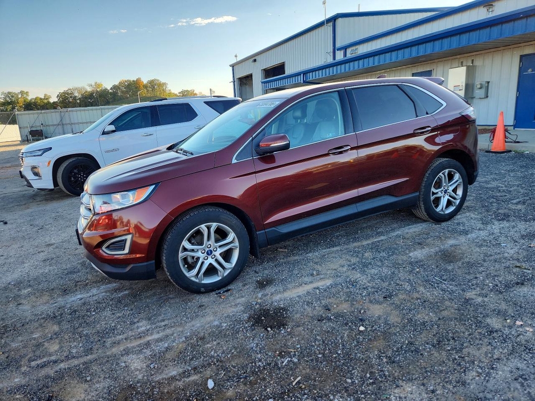 Vue de 2015 FORD EDGE TITANIUM, angle 1
