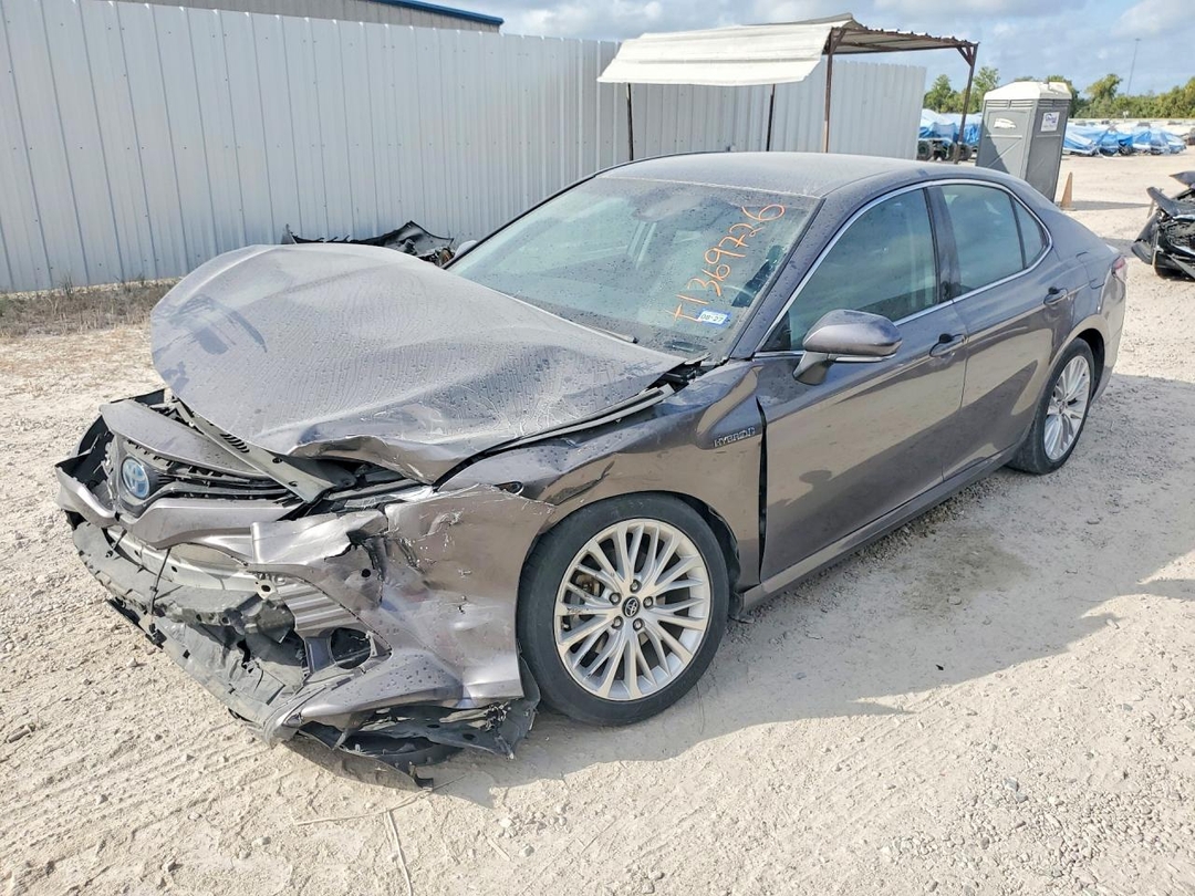 Vedere 2018 TOYOTA CAMRY HYBRID XLE, unghi 1