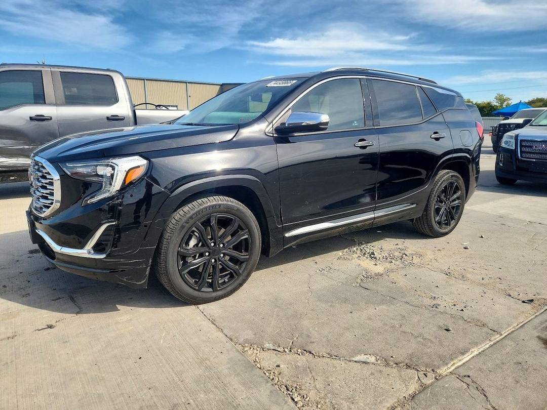Вид 2018 GMC TERRAIN DENALI, угол 1