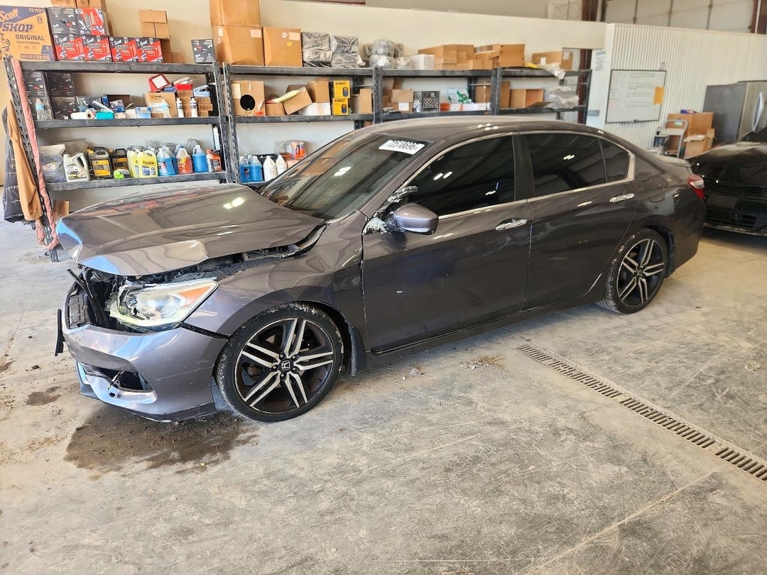 Vue de 2017 HONDA ACCORD SPORT SPECIAL EDITION, angle 1