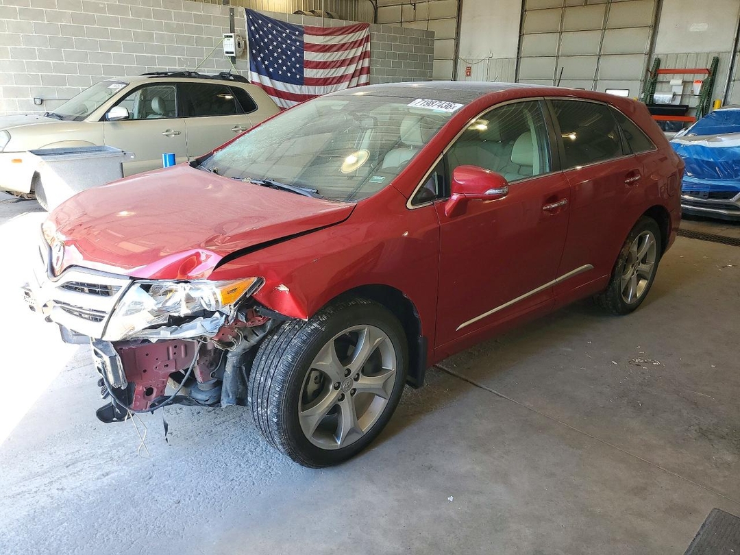 منظر 2015 TOYOTA VENZA XLE، زاوية 1