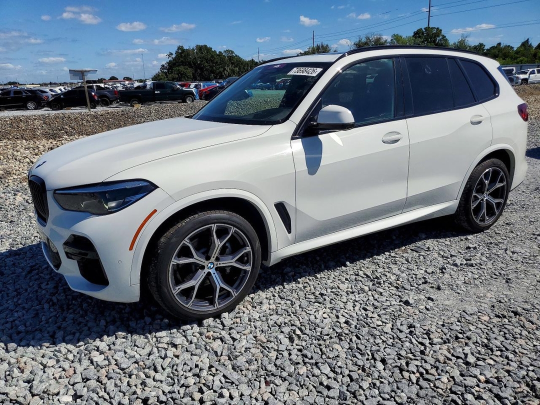 Vue de 2022 BMW X5 XDRIVE40I, angle 1