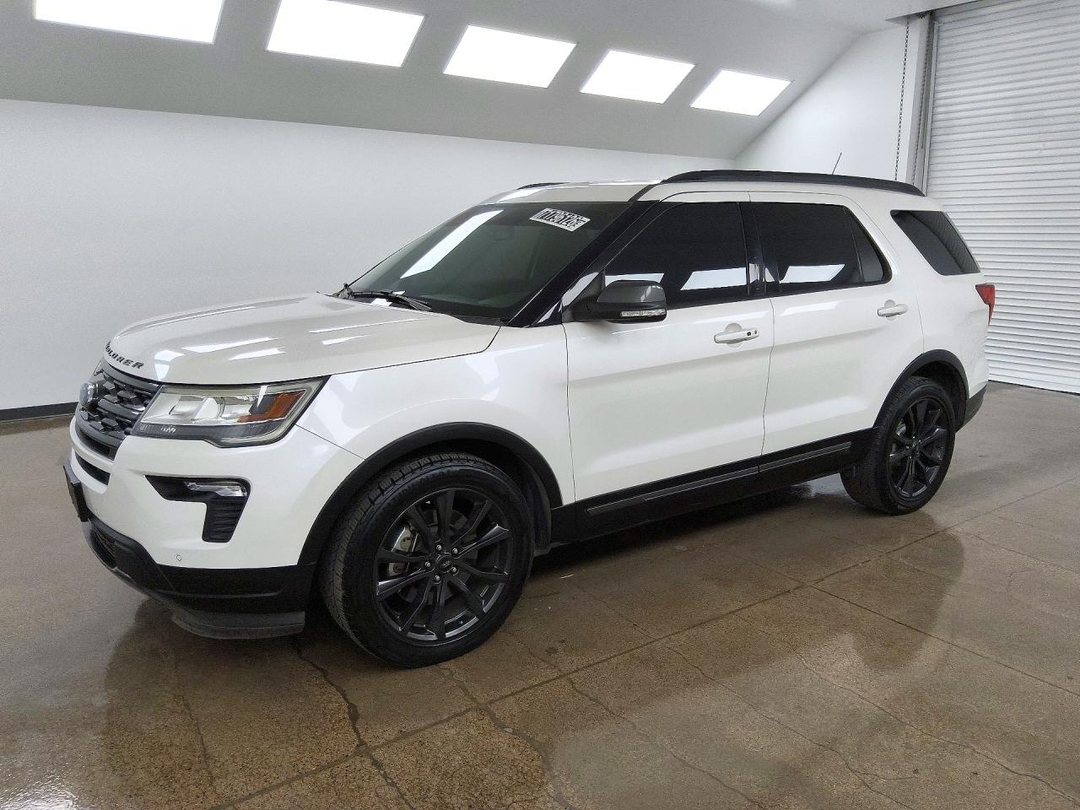 Vue de 2019 FORD EXPLORER XLT, angle 1