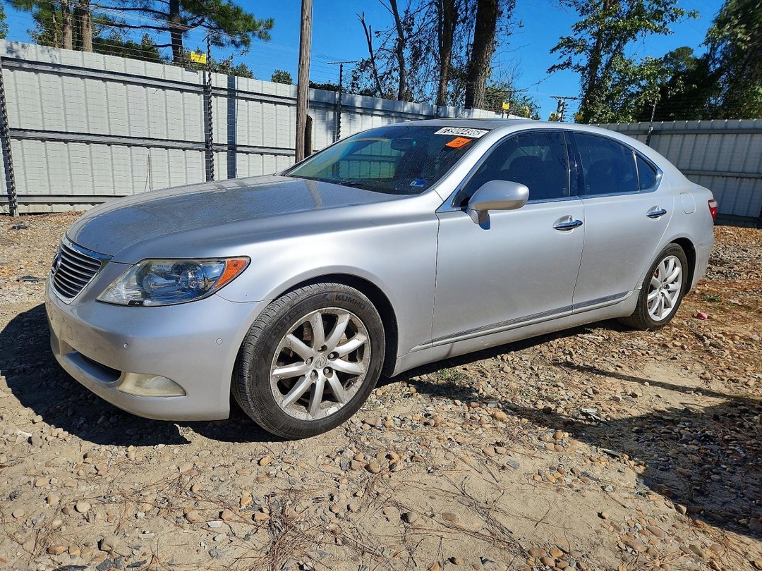 منظر 2007 LEXUS LS 460، زاوية 1