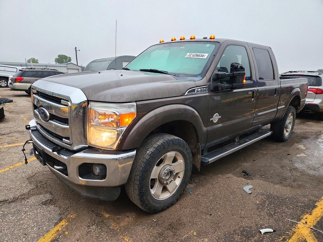 Вид 2015 FORD F350 SUPER DUTY, угол 1