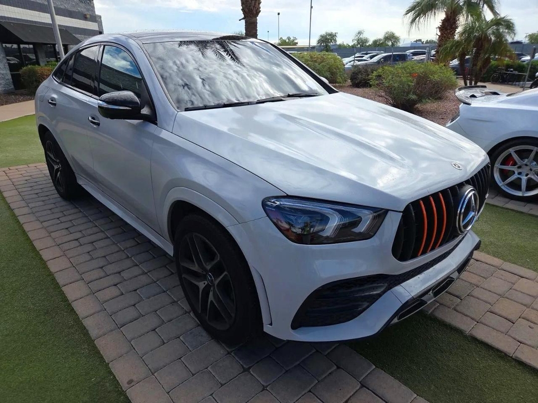 Vue de 2021 MERCEDES-BENZ GLE COUPE AMG 53 4MATIC, angle 1