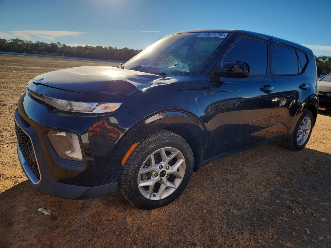 Вид 2020 KIA SOUL S, угол 1