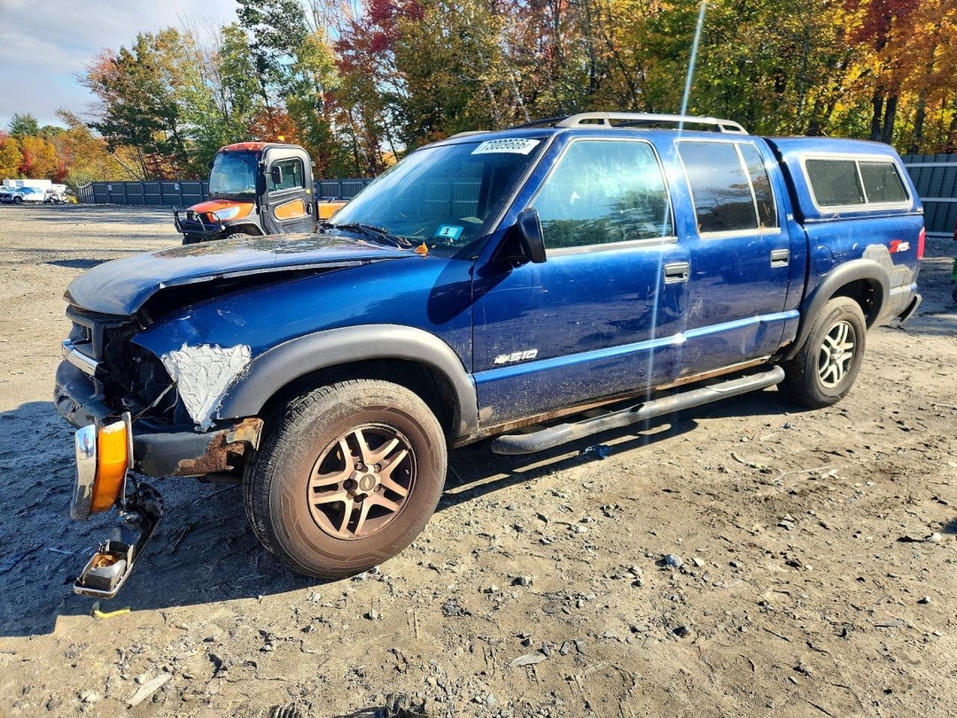 منظر 2004 CHEVROLET S TRUCK S10، زاوية 1