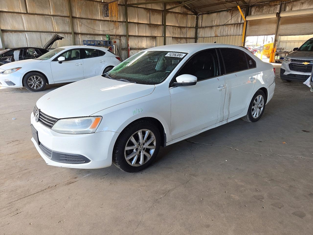 Vedere 2013 VOLKSWAGEN JETTA SE, unghi 1