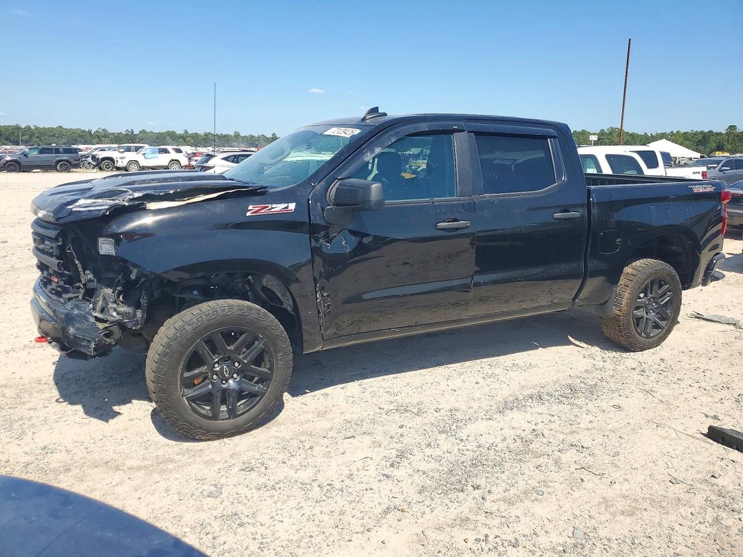 Vue de 2025 CHEVROLET SILVERADO K1500 TRAIL BOSS CUSTOM, angle 1