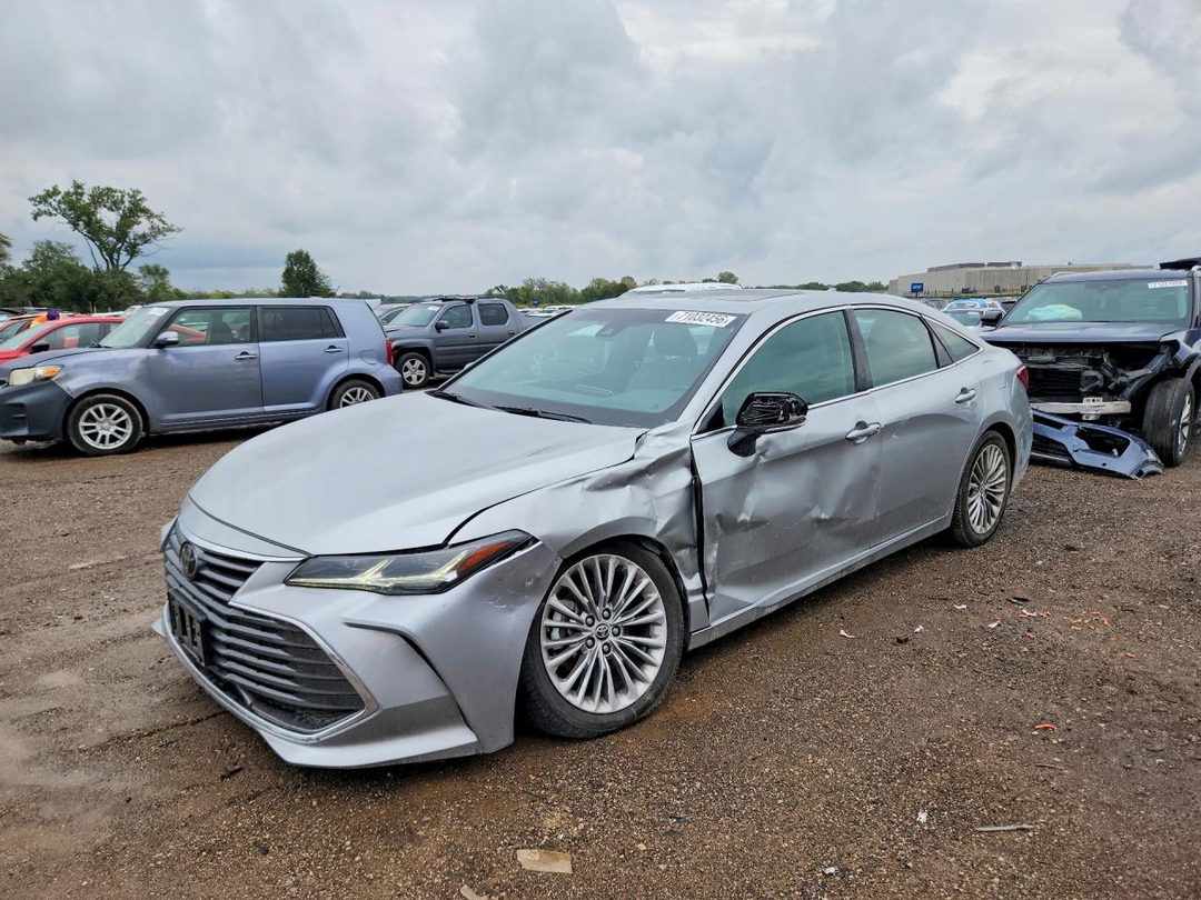 Vue de 2021 TOYOTA AVALON LIMITED, angle 1