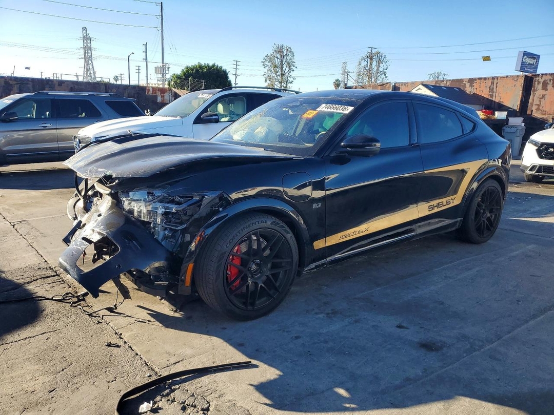 منظر 2023 FORD MUSTANG MACH-E GT، زاوية 1