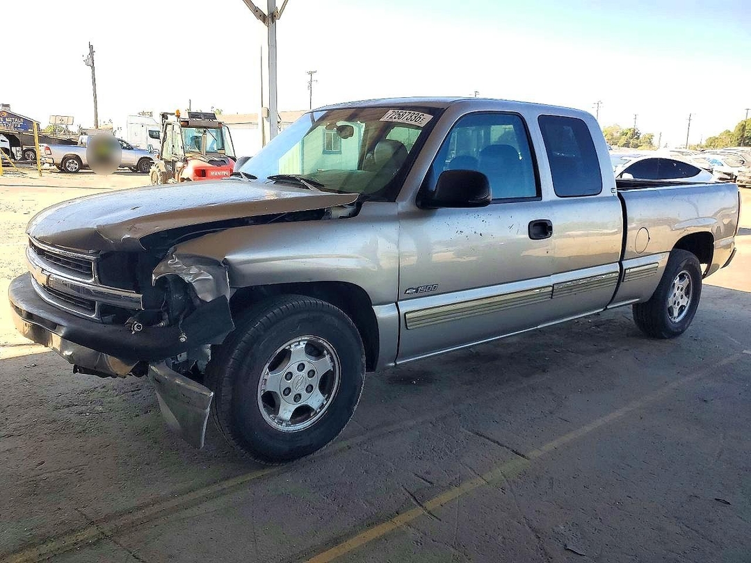 Вид 1999 CHEVROLET SILVERADO C1500, угол 1