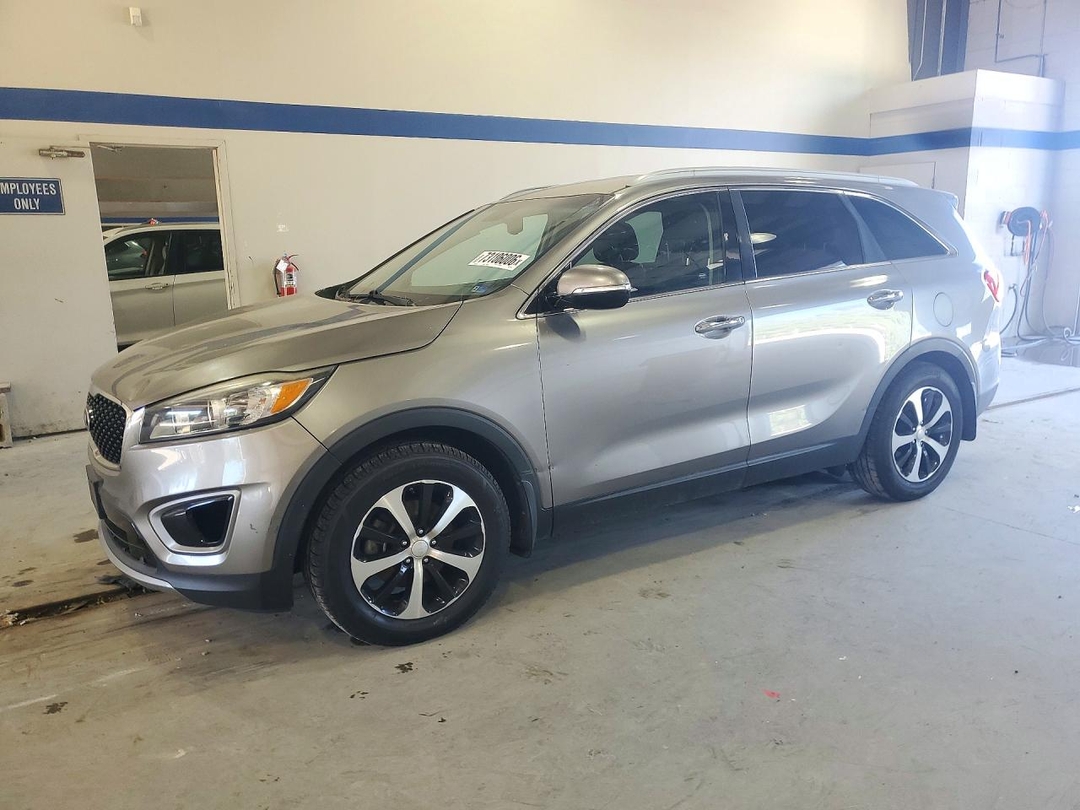 منظر 2016 KIA SORENTO EX، زاوية 1