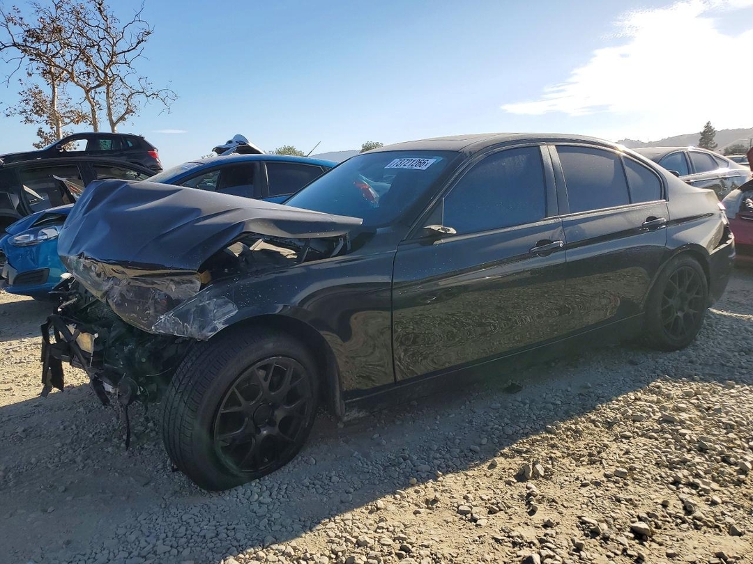 Вид 2018 BMW 320 I, угол 1