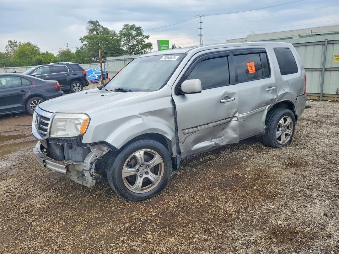 Вид 2015 HONDA PILOT EXL, угол 1