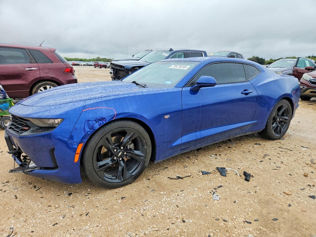 Vue de 2019 CHEVROLET CAMARO LS, angle 1